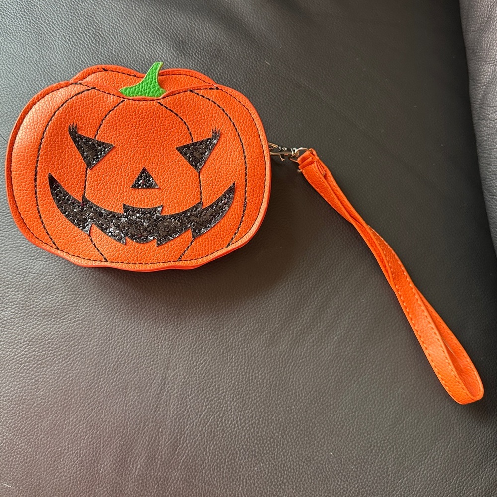 Jack-O-Lantern Pumpkin-Shaped Orange Wristlet